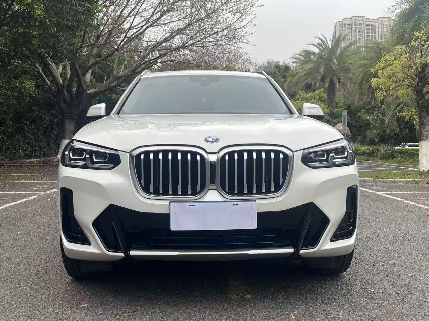 BMW X3 2023 صورة سيارة #2