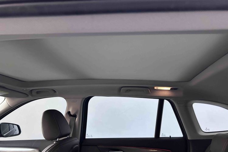 BMW X1 2018 #24 BMW X1 2018 car image #24