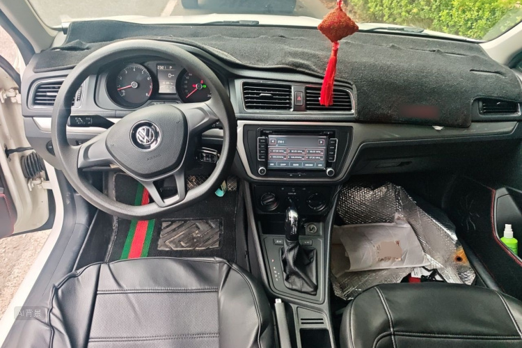Volkswagen Lavida 2017 car image #11