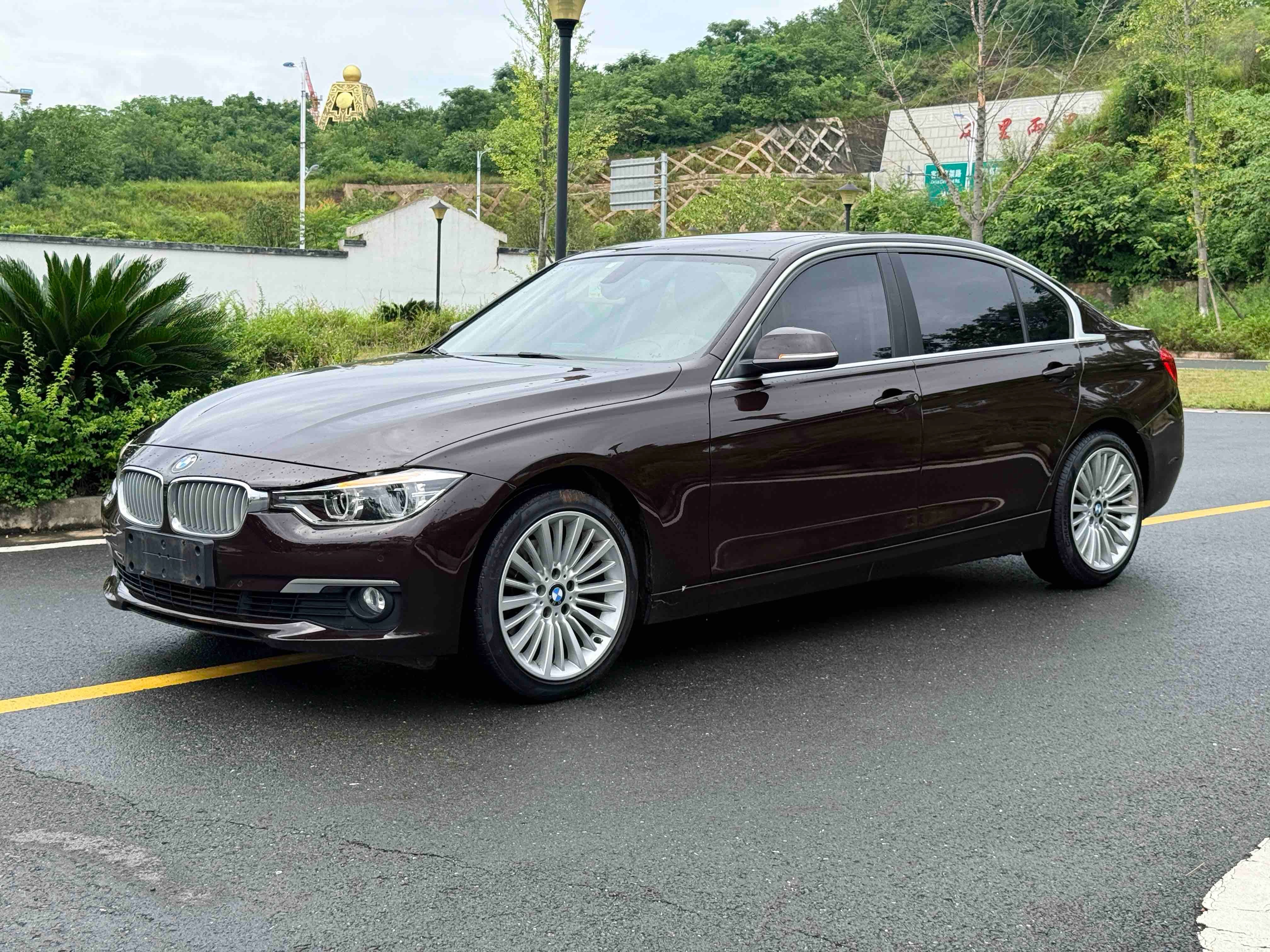BMW 3 Series 2018 car image 
