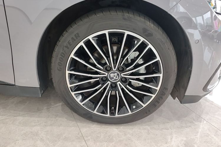 BYD Han 2025 #9 BYD Han 2025 immagine di auto #9