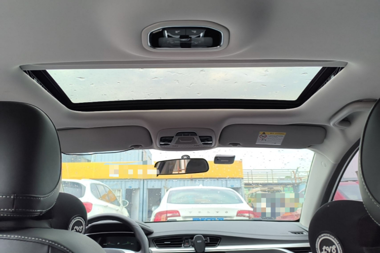 GEELY Emgrand 2020 car image #18