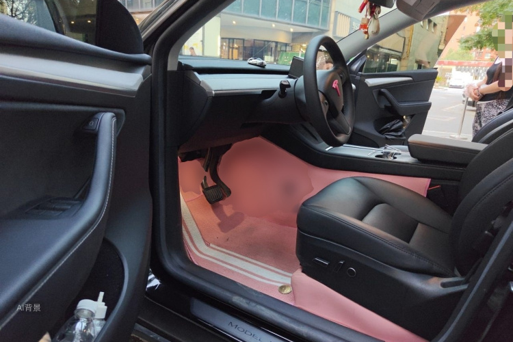 Tesla Model Y 2023 #18 Tesla Model Y 2023 car image #18