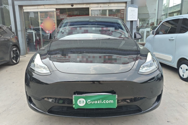 Tesla Model Y 2023 #3 Tesla Model Y 2023 car image #3