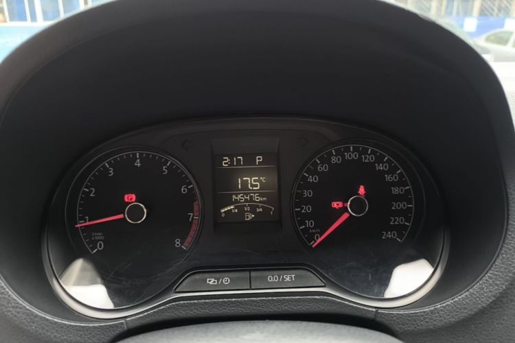 Volkswagen Polo 2016 #12 Volkswagen Polo 2016 car image #12