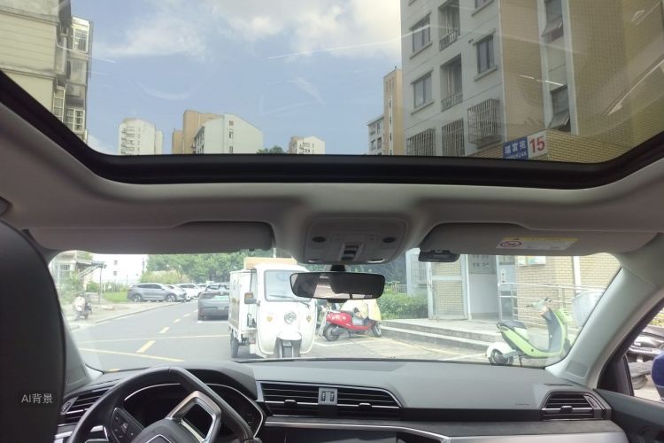 Audi Q3 2021 car image #20