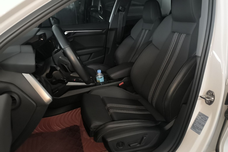 Audi A3 2024 immagine di auto #15