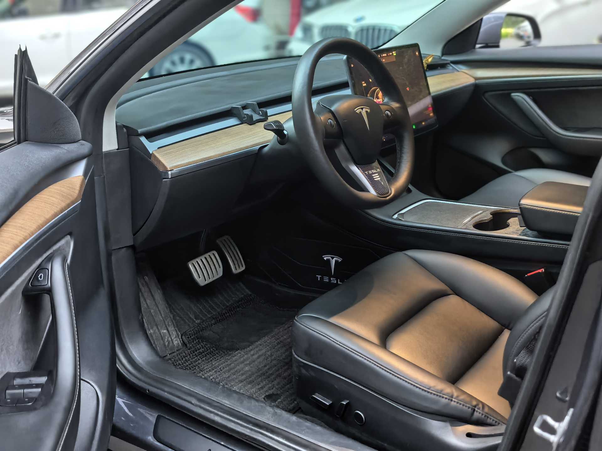 Tesla Model 3 2021 صورة سيارة #7