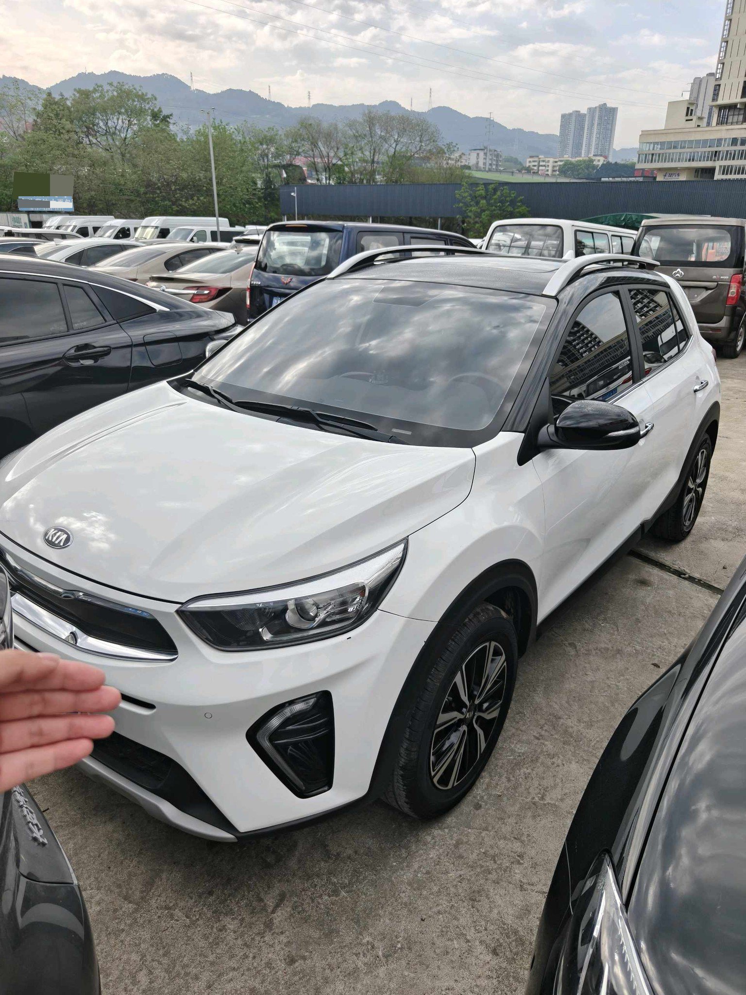 Kia KX1 2021 car image 
