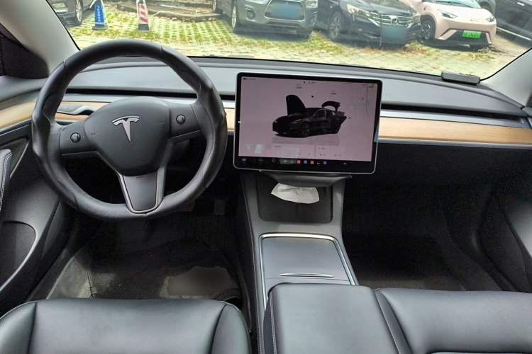 Tesla Model 3 2022 car image #7