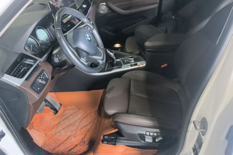 BMW X1 2022 car image #15