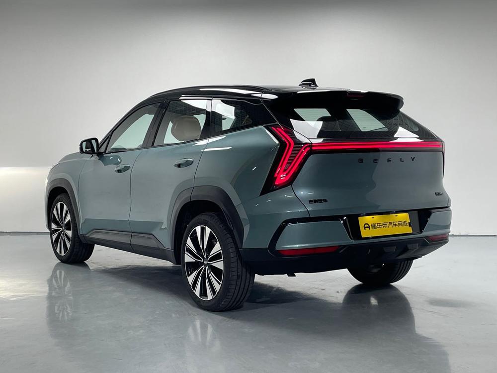 GEELY Boyue L 2025 car image #5