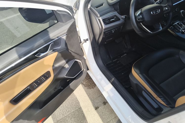 GEELY Emgrand GL 2020 imagen de coche #16