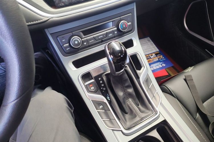GEELY Emgrand 2022 #18 GEELY Emgrand 2022 car image #18
