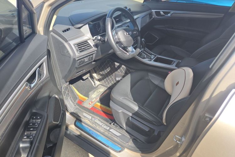 GEELY Emgrand GS 2019 car image #9