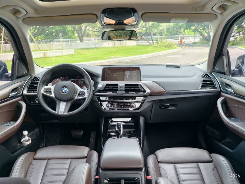 BMW X3 2021 car image #8