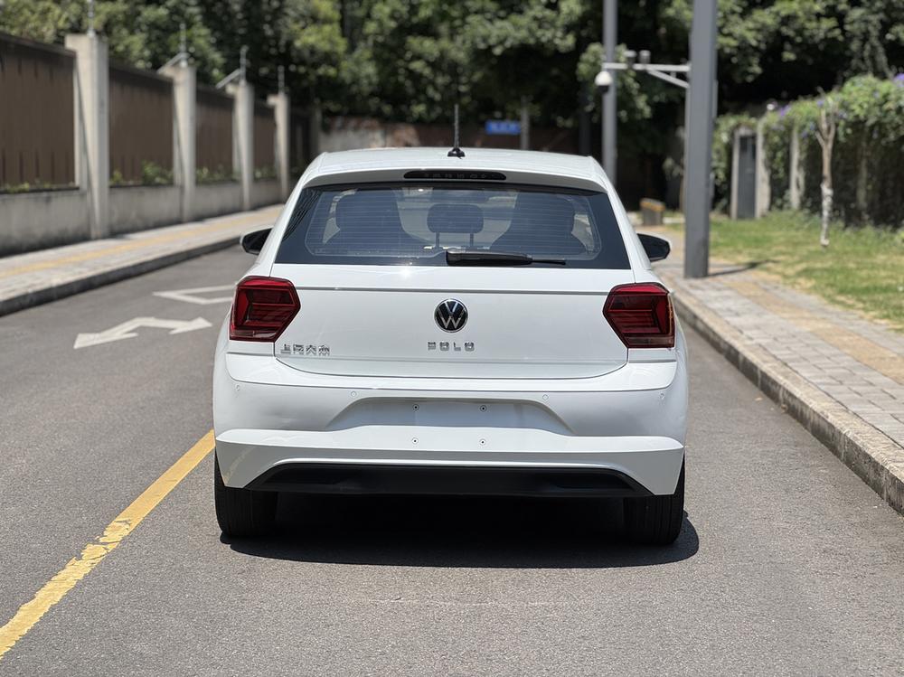 Volkswagen Polo 2023 изображение автомобиля #6