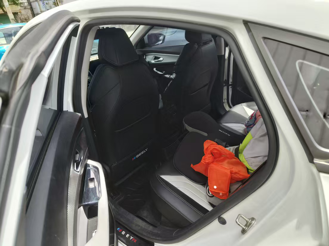 GEELY Binray 2023 car image #3