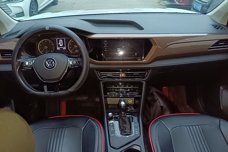 Volkswagen Tharu 2022 #10 Volkswagen Tharu 2022 imagen de coche #10