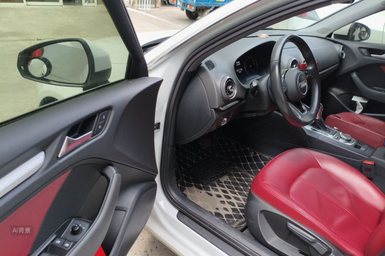 Audi A3 2019 car image #18