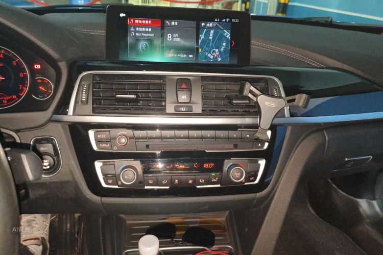 BMW 3 Series 2019 #15 BMW 3 Series 2019 car image #15