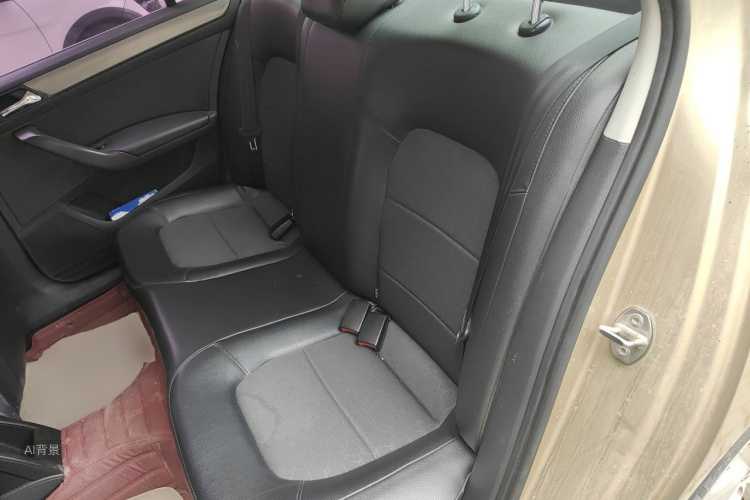 Volkswagen Santana 2015 car image #19