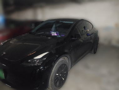 Tesla Model Y 2023 car image 