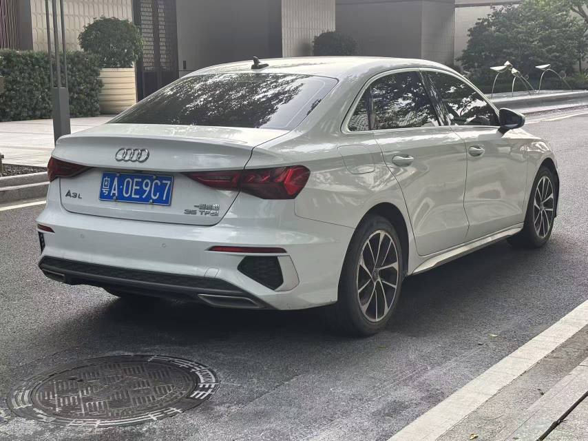 Audi A3 2022 immagine di auto #3