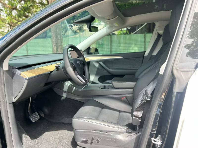 Tesla Model Y 2022 #7 Tesla Model Y 2022 car image #7