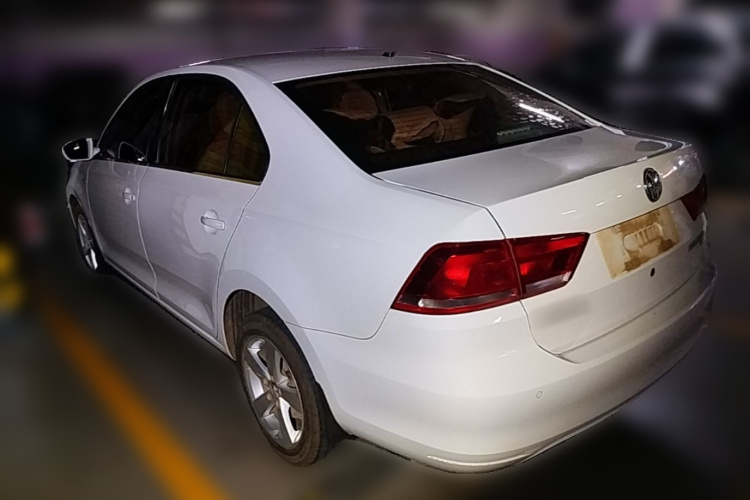 Volkswagen Santana 2016 car image #5