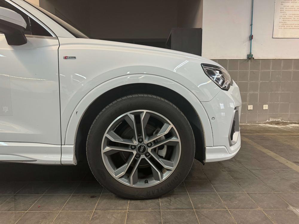Audi Q3 2023 #10 Audi Q3 2023 car image #10