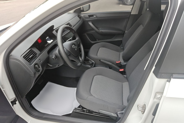 Volkswagen Santana 2019 car image #19