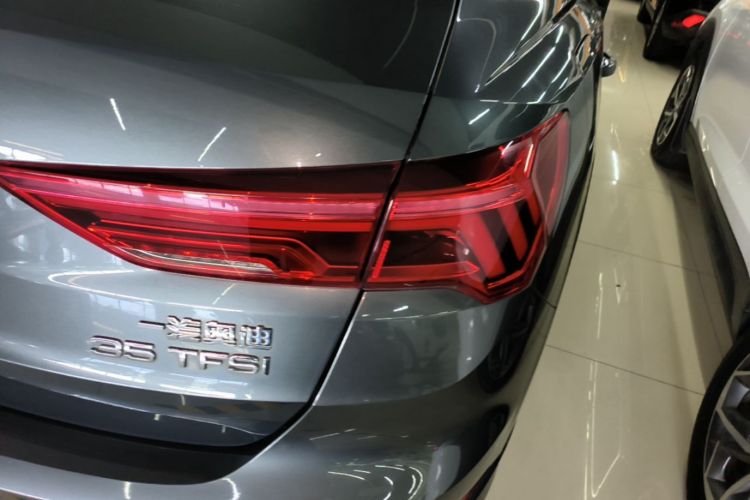 Audi Q3 2019 #8 Audi Q3 2019 immagine di auto #8