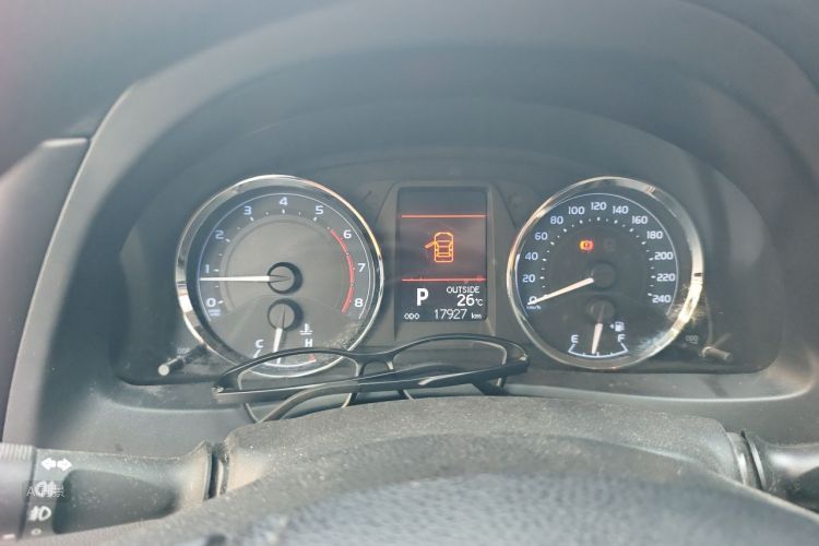 Toyota Corolla 2019 image de voiture #13