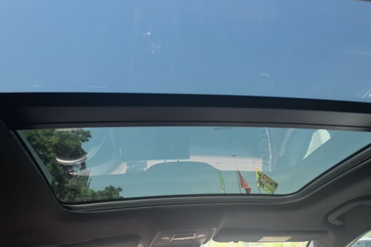 BYD Han 2021 car image #18