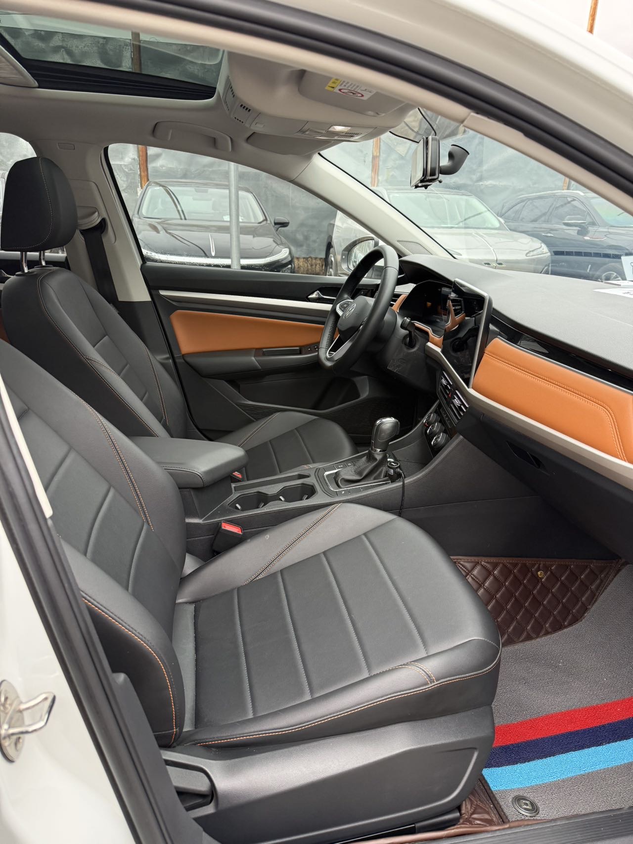 2024 #8 2024 immagine di auto #8