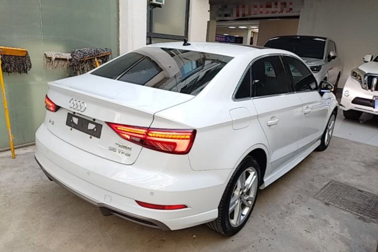 Audi A3 2019 car image #7