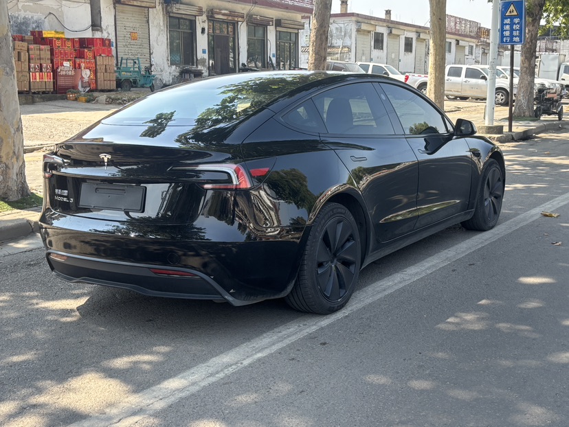 Tesla Model 3 2024 #2 Tesla Model 3 2024 car image #2