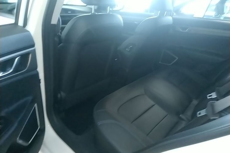 GEELY Emgrand New Energy 2021 car image #17