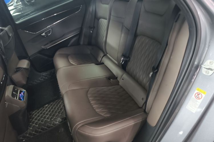 BYD Han 2021 immagine di auto #17