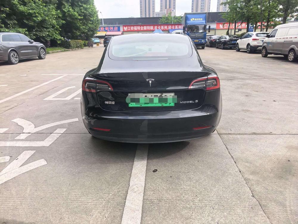 Tesla Model 3 2021 car image #5