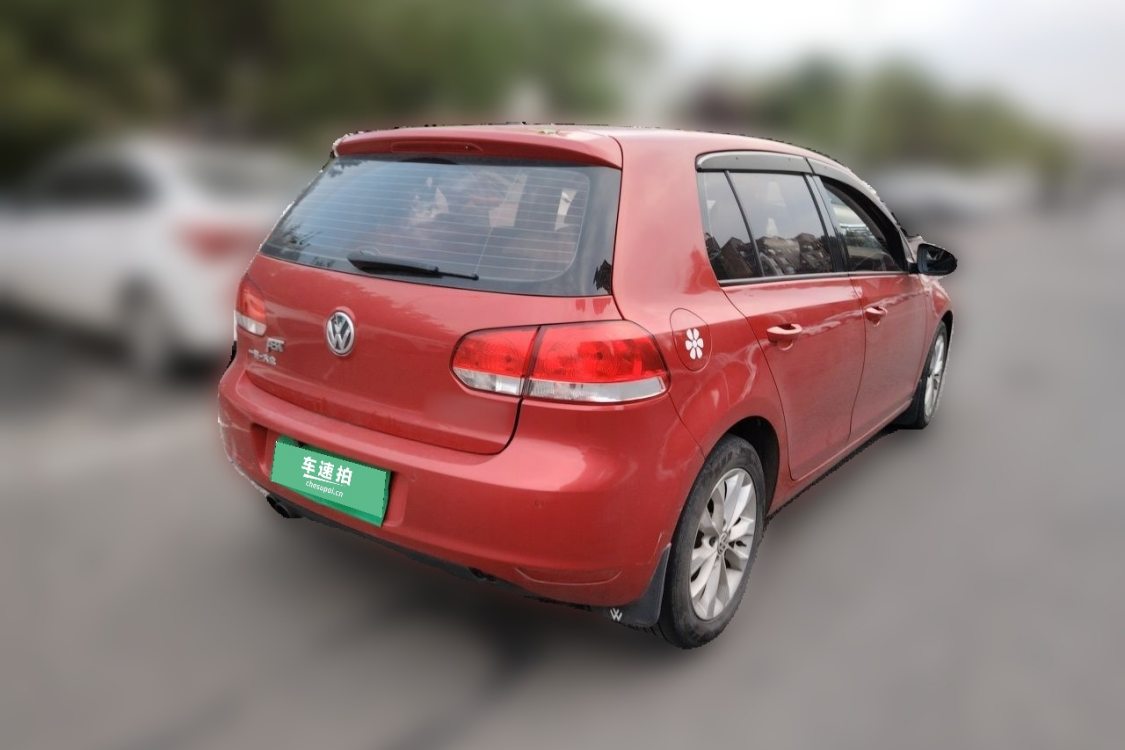 Volkswagen Golf 2011 car image #4