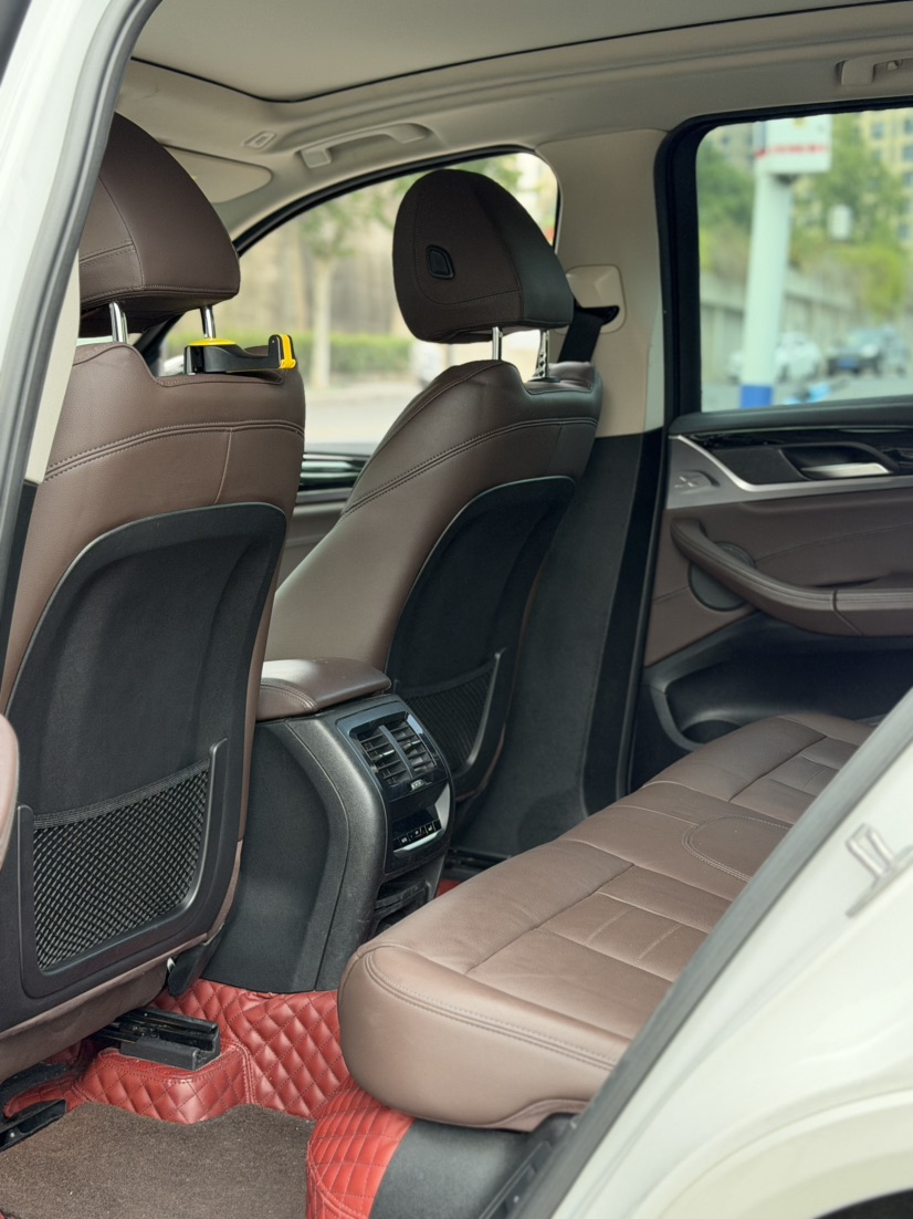 BMW X3 2019 car image #5