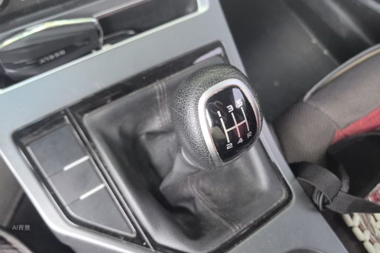 GEELY Emgrand 2019 #16 GEELY Emgrand 2019 car image #16