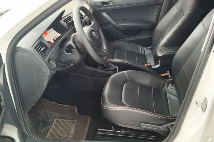 Volkswagen Santana 2019 #15 Volkswagen Santana 2019 car image #15