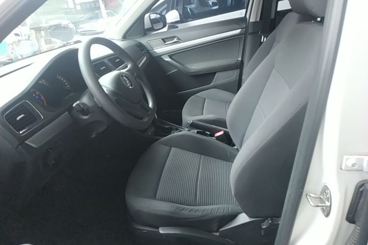 Volkswagen Lavida 2018 صورة سيارة #15