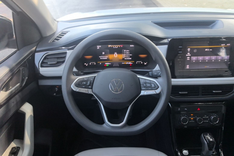 Volkswagen Tharu 2024 #11 Volkswagen Tharu 2024 car image #11