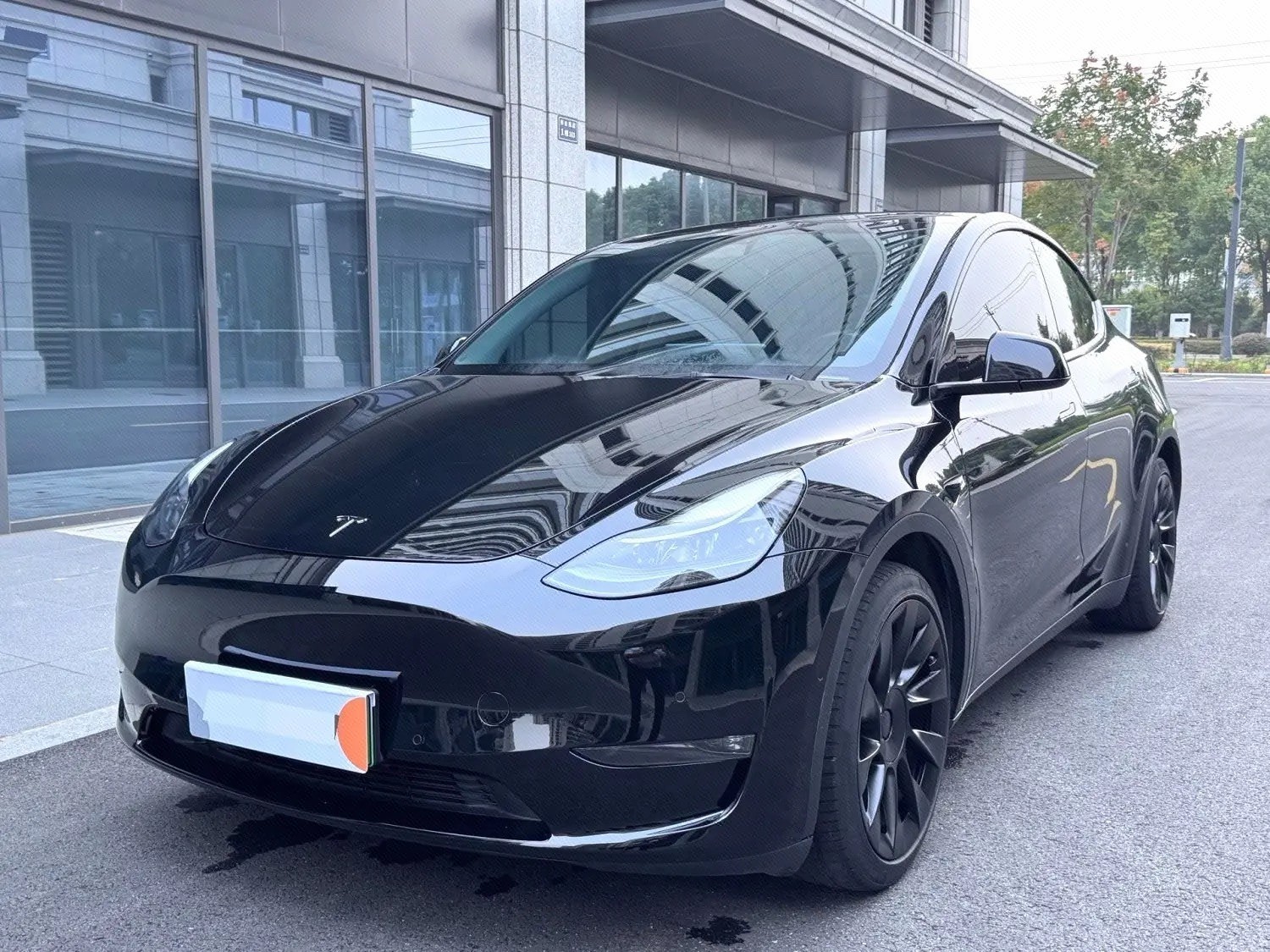 Tesla Model Y 2021 car image 