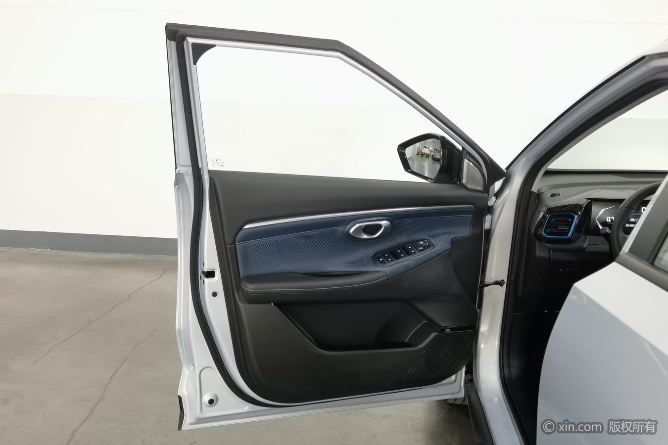 GAC Trumpchi GS3 2026 #8 GAC Trumpchi GS3 2026 car image #8