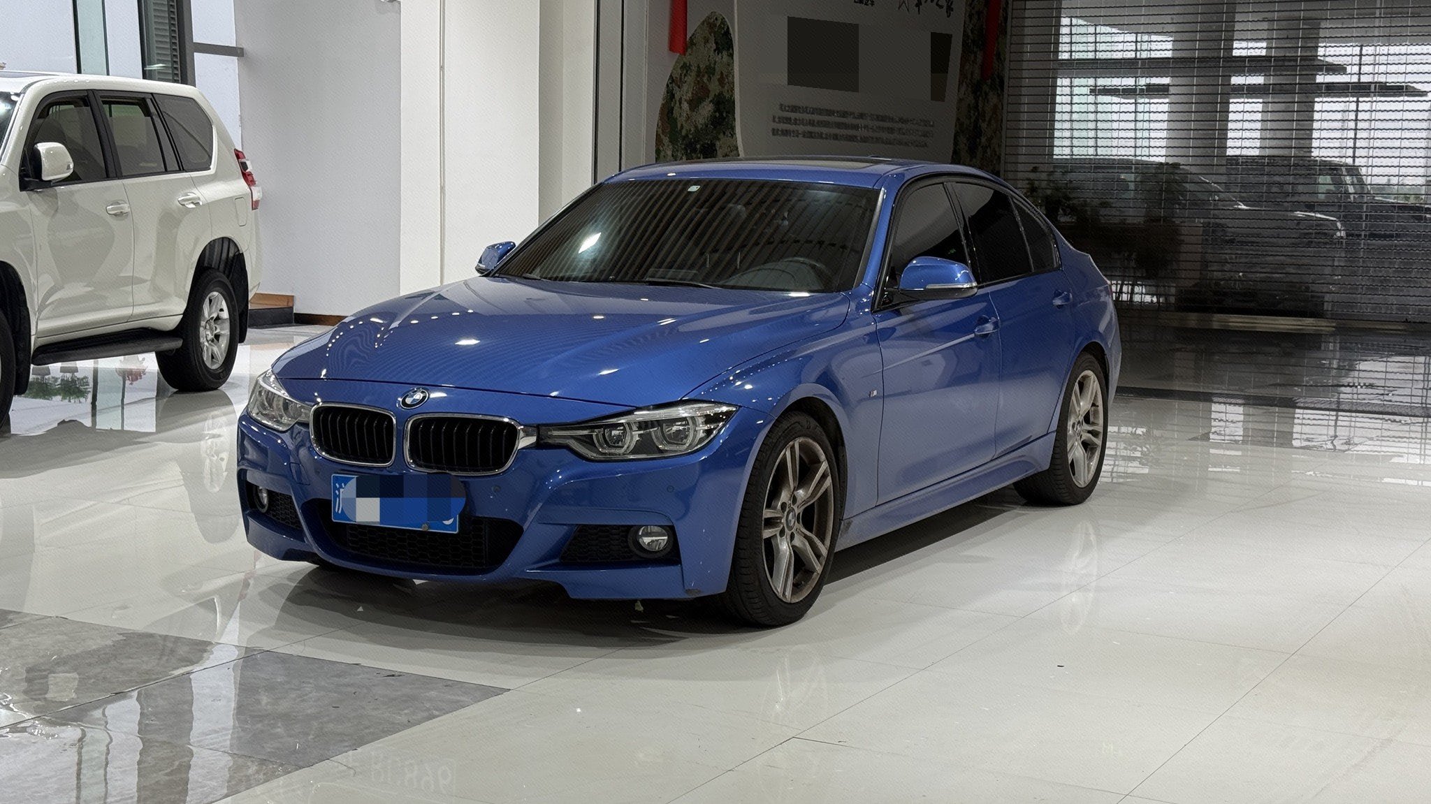 BMW 3 Series 2019 BMW 3 Series 2019 car image